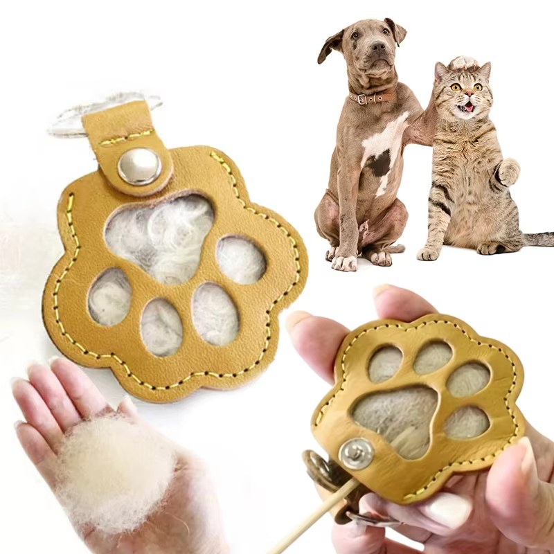 Leather Memorial Pet Hair Storage Bag Cat Paw Keychain Handmade Homemade Pet Memorial Keychain